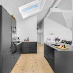 Amazing In With Kitchen *