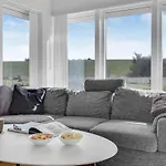 Amazing In With Kitchen