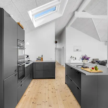Amazing In With Kitchen *