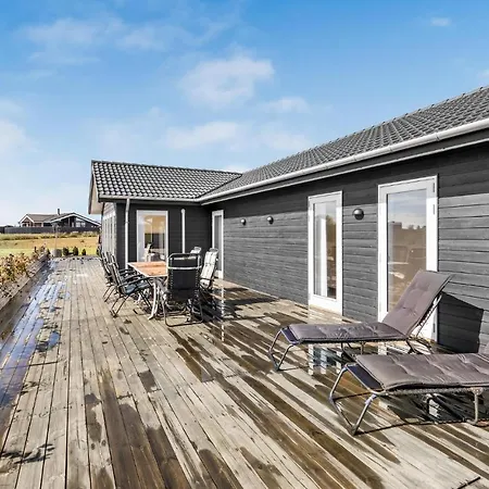 Amazing In With Kitchen